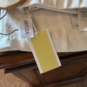 Elegant White Trousers from Aritzia